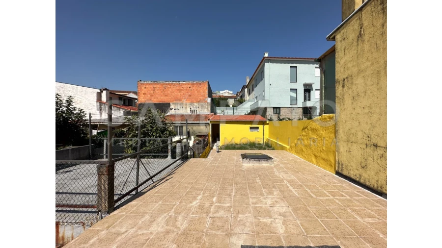 Moradia T2 para Venda em Campanhã Foto 27