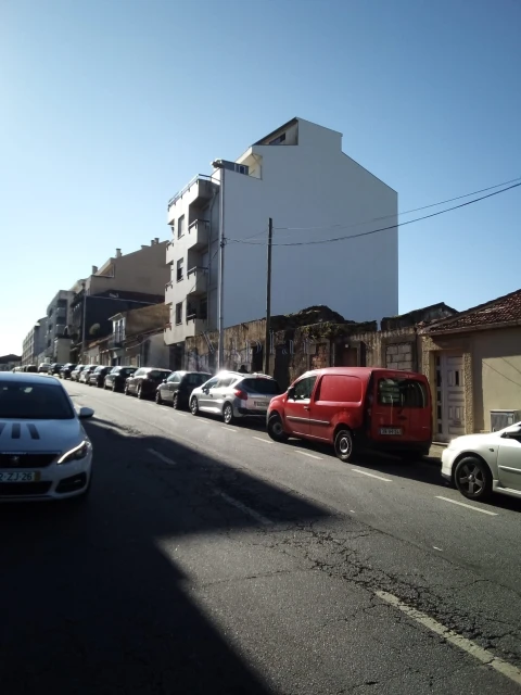 Terreno para Venda em Cedofeita, Santo Ildefonso, Sé, Miragaia, São Nicolau e Vitória