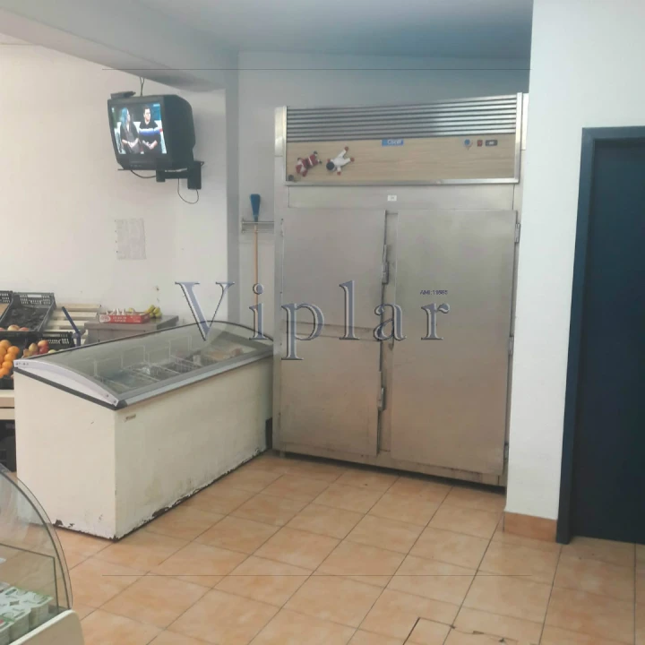 Loja para Venda em Custóias, Leça do Balio e Guifões Foto 5