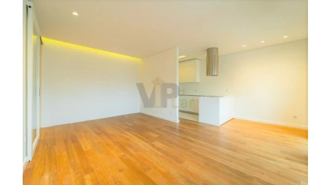 Apartamento T3 para Venda em Cedofeita, Santo Ildefonso, Sé, Miragaia, São Nicolau e Vitória