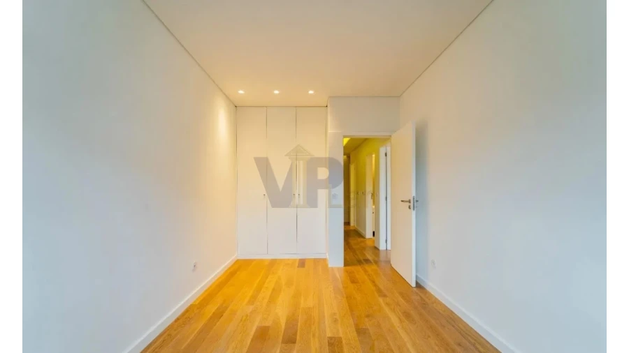 Apartamento T3 para Venda em Cedofeita, Santo Ildefonso, Sé, Miragaia, São Nicolau e Vitória Foto 13