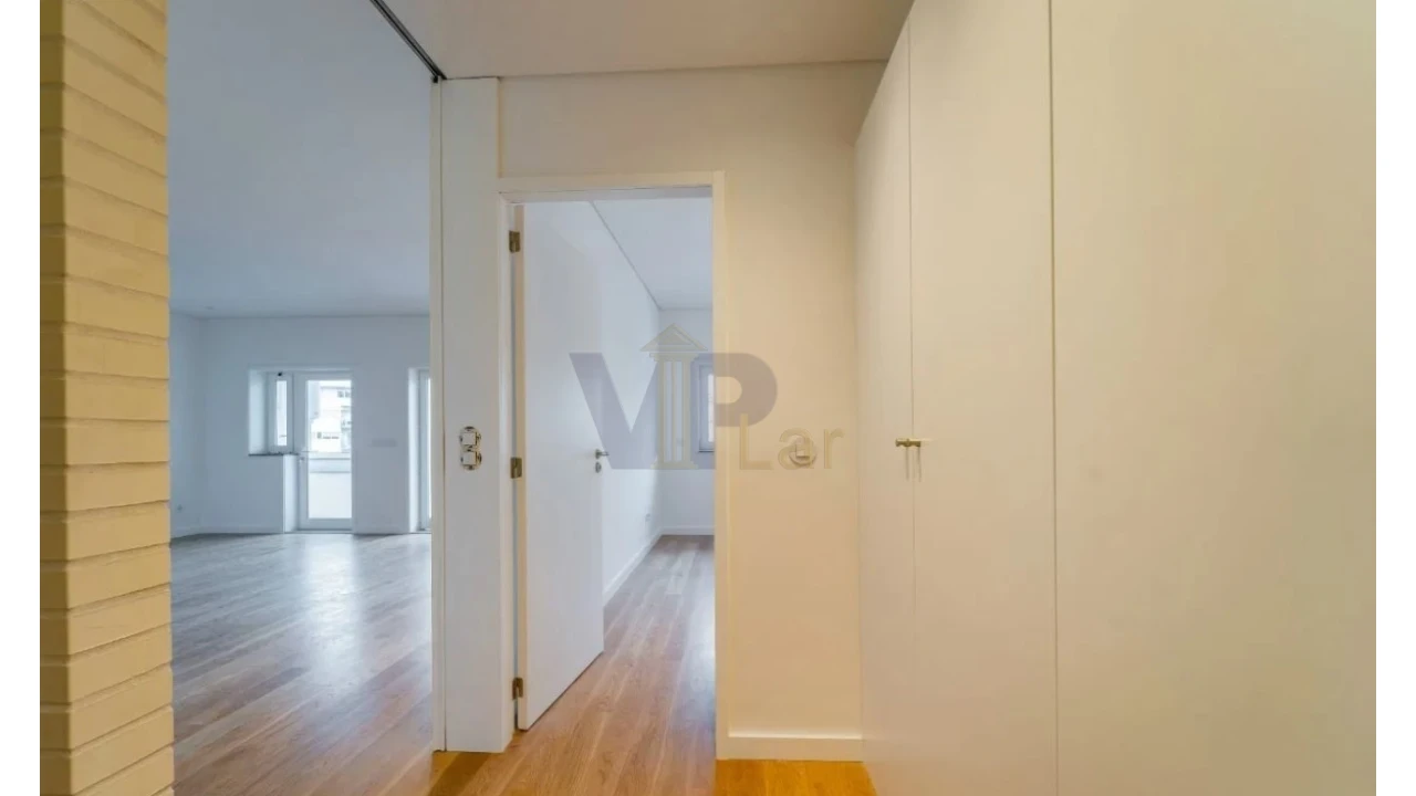 Apartamento T3 para Venda em Cedofeita, Santo Ildefonso, Sé, Miragaia, São Nicolau e Vitória Foto 11