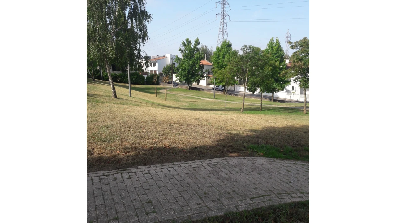 Terreno para Venda em Paranhos Foto 7