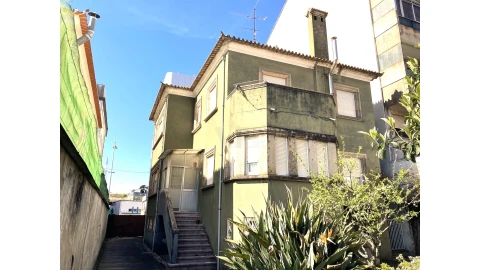 Moradia T9 para Venda em Bonfim