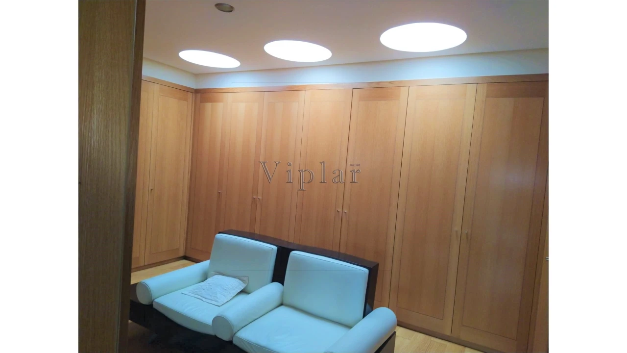 Moradia T6 para Venda em Alfena Foto 35