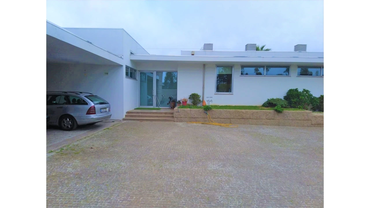 Moradia T6 para Venda em Alfena Foto 56