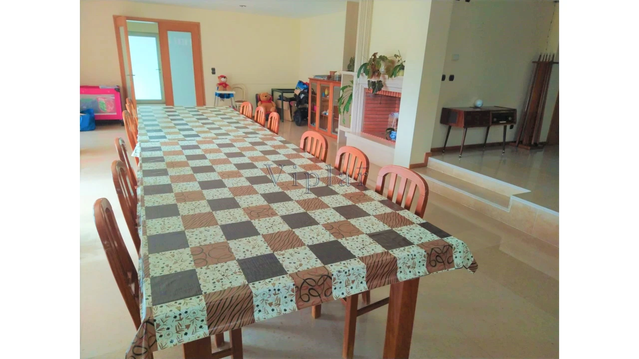 Moradia T6 para Venda em Alfena Foto 29