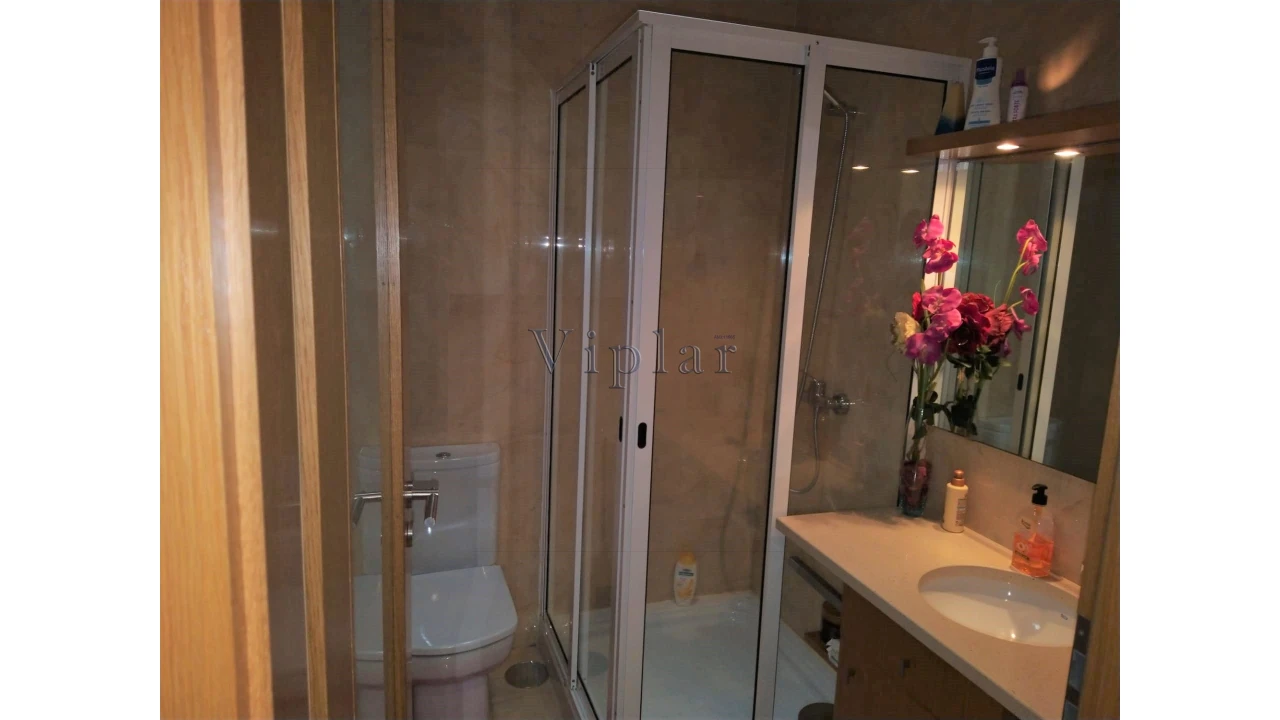 Moradia T6 para Venda em Alfena Foto 38