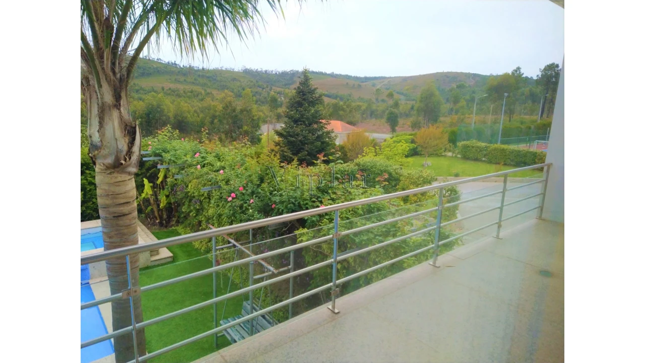 Moradia T6 para Venda em Alfena Foto 54