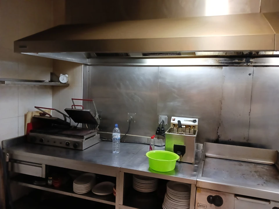 Loja para Arrendamento em Pedrouços Foto 17