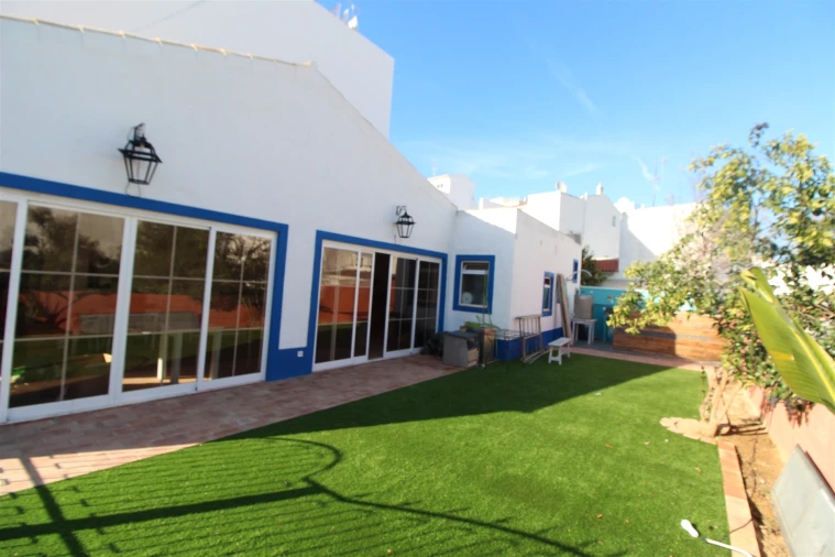 Negócio para Venda em Alvor