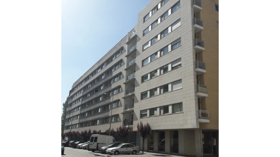 Garagem para Venda em Pedrouços Foto 1