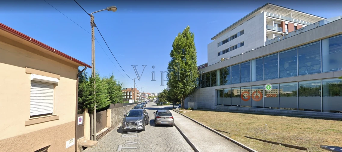 Terreno para Venda em Paranhos Foto 2