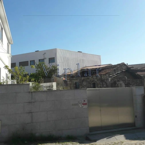 Terreno para Venda em Paranhos Foto 13