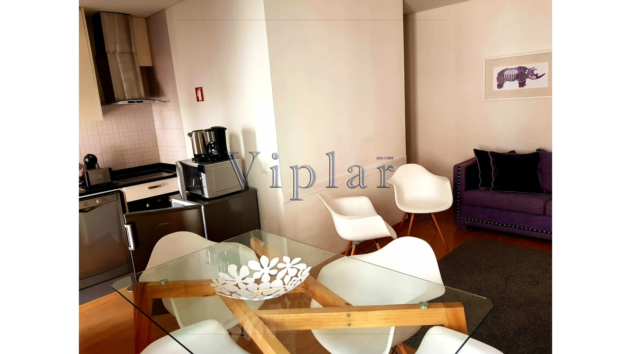 Prédio para Venda em Santa Marinha e São Pedro da Afurada Foto 14