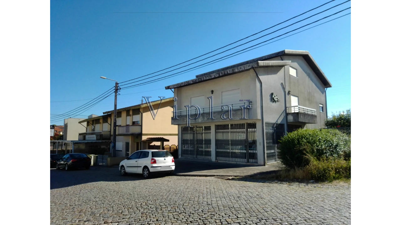 Loja para Arrendamento em Cidade da Maia Foto 1