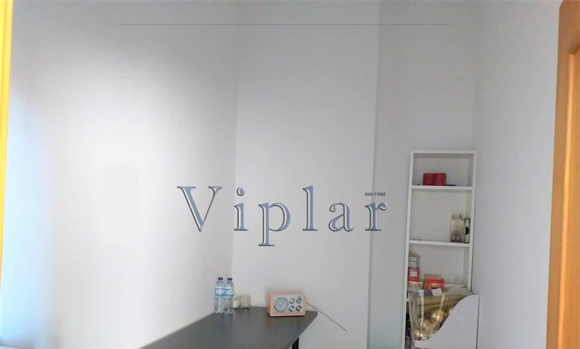 Loja para Arrendamento em Pedrouços Foto 12