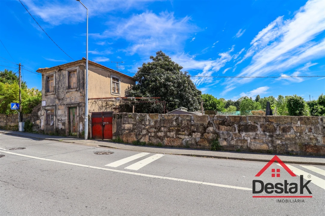 Terreno para Venda em Custóias, Leça do Balio e Guifões Foto 2