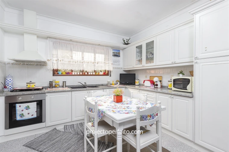 Moradia T3 para Venda em Lourosa Foto 6