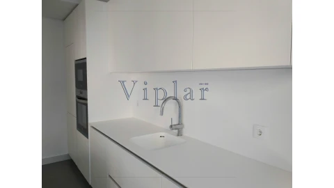 Apartamento T4 para Venda em Cedofeita, Santo Ildefonso, Sé, Miragaia, São Nicolau e Vitória
