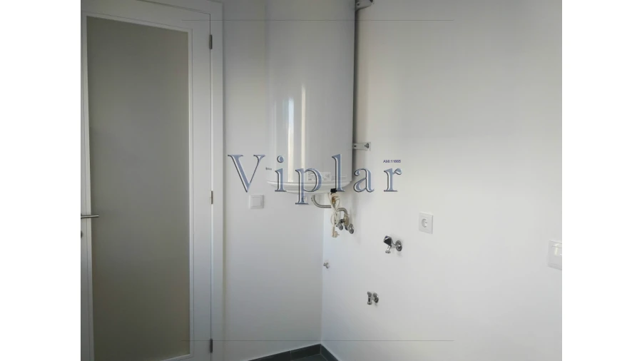 Apartamento T4 para Venda em Cedofeita, Santo Ildefonso, Sé, Miragaia, São Nicolau e Vitória Foto 17