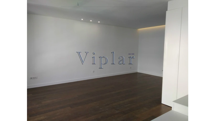 Apartamento T4 para Venda em Cedofeita, Santo Ildefonso, Sé, Miragaia, São Nicolau e Vitória Foto 23