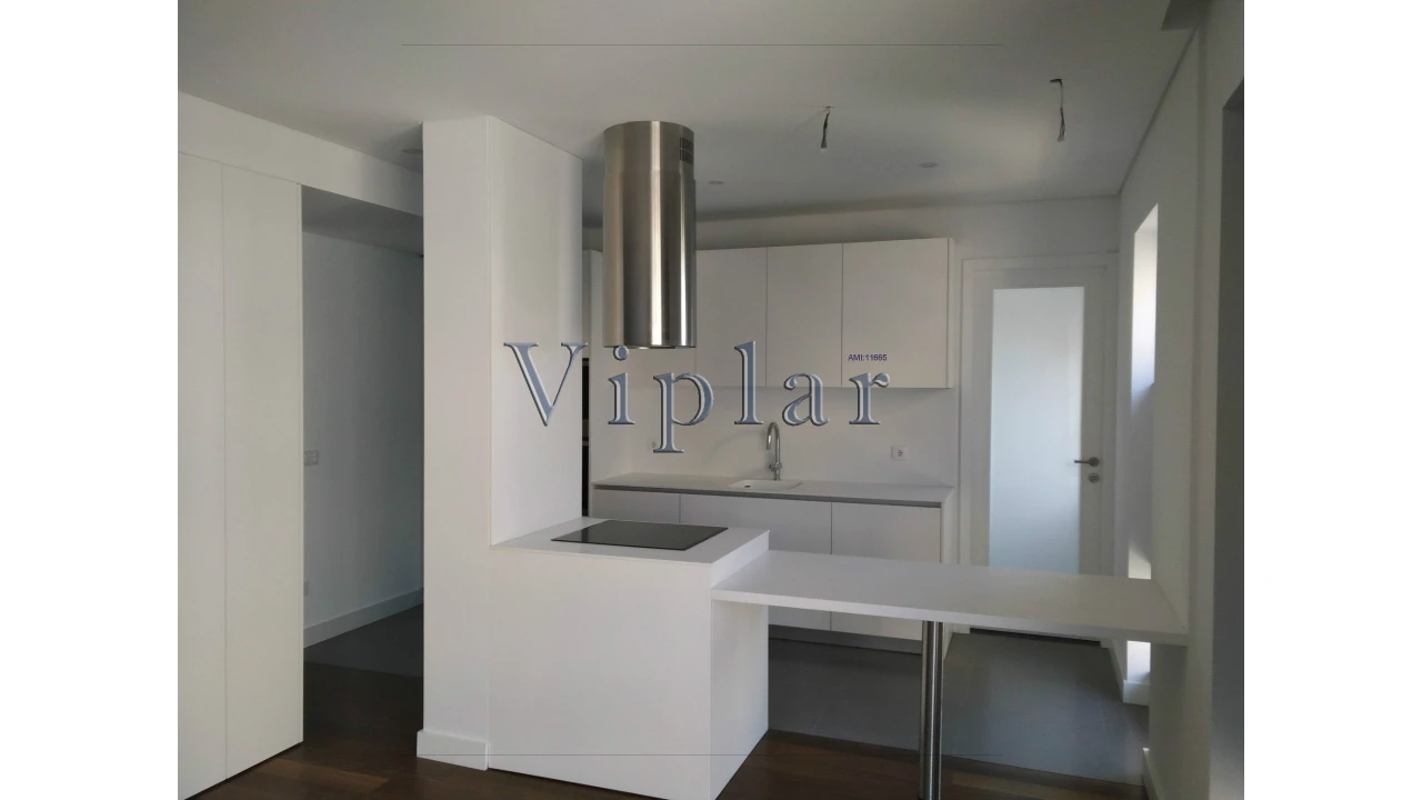 Apartamento T4 para Venda em Cedofeita, Santo Ildefonso, Sé, Miragaia, São Nicolau e Vitória Foto 7