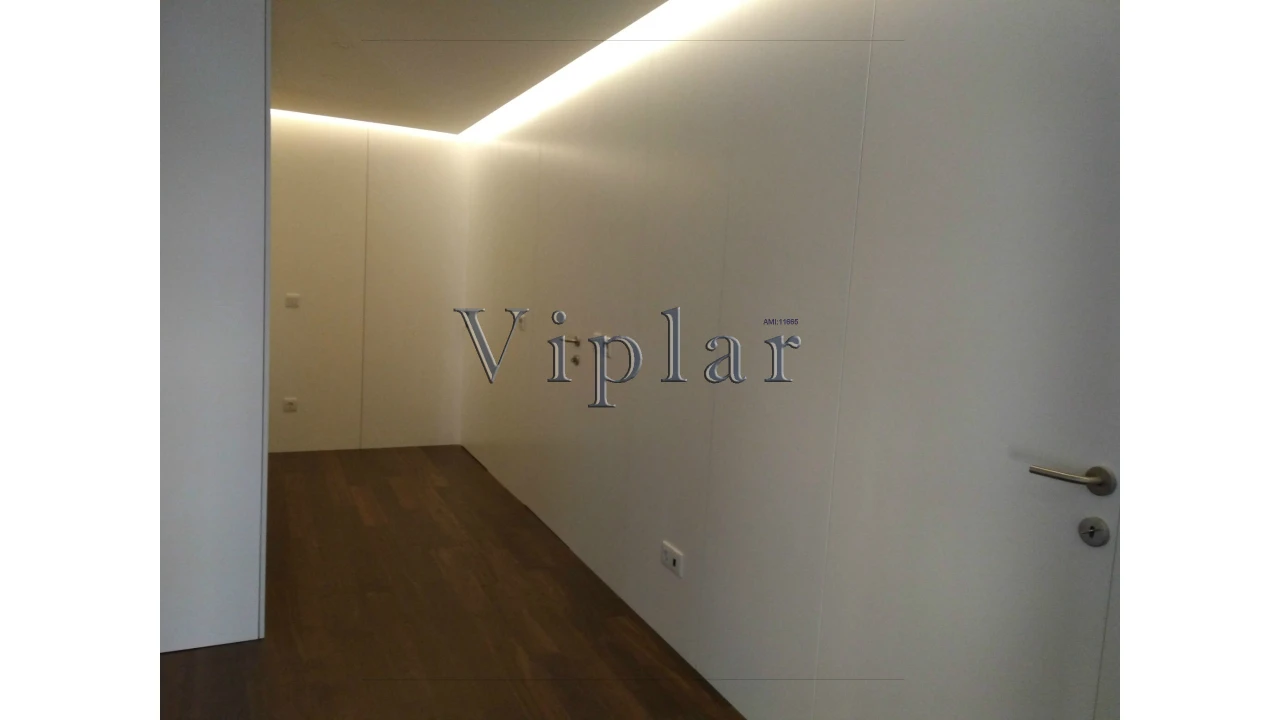 Apartamento T4 para Venda em Cedofeita, Santo Ildefonso, Sé, Miragaia, São Nicolau e Vitória Foto 13