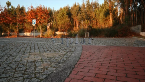 Terreno para Venda em Castêlo da Maia