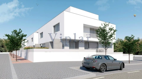 Terreno para Venda em Castêlo da Maia