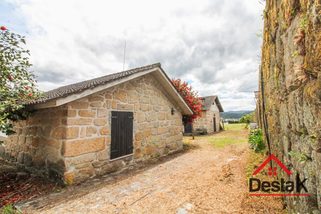 Quinta T4 para Venda em São Pedro do Sul, Várzea e Baiões Foto 2