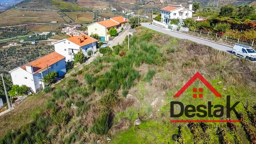 Terreno para Venda em Parada do Bispo e Valdigem Foto 16