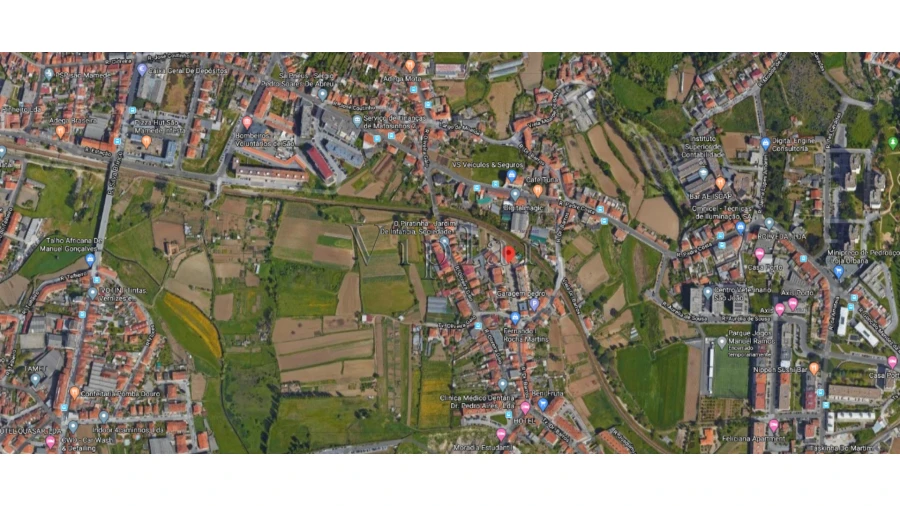 Garagem para Arrendamento em São Mamede de Infesta e Senhora da Hora Foto 3