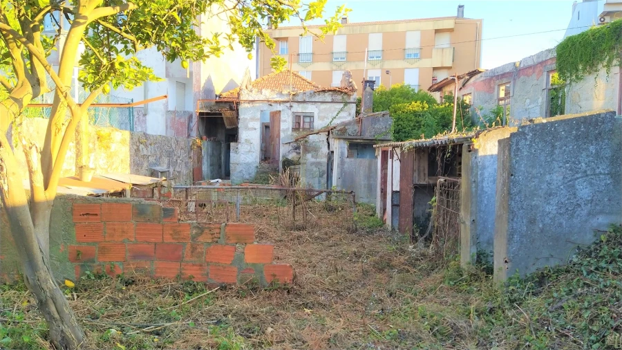 Moradia T0 para Venda em São Mamede de Infesta e Senhora da Hora Foto 4