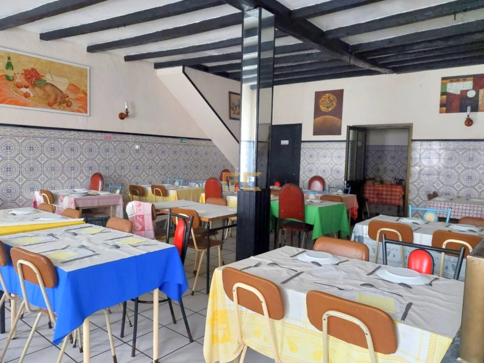 Prédio para Venda em Buarcos Foto 12