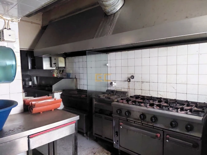 Prédio para Venda em Buarcos Foto 9