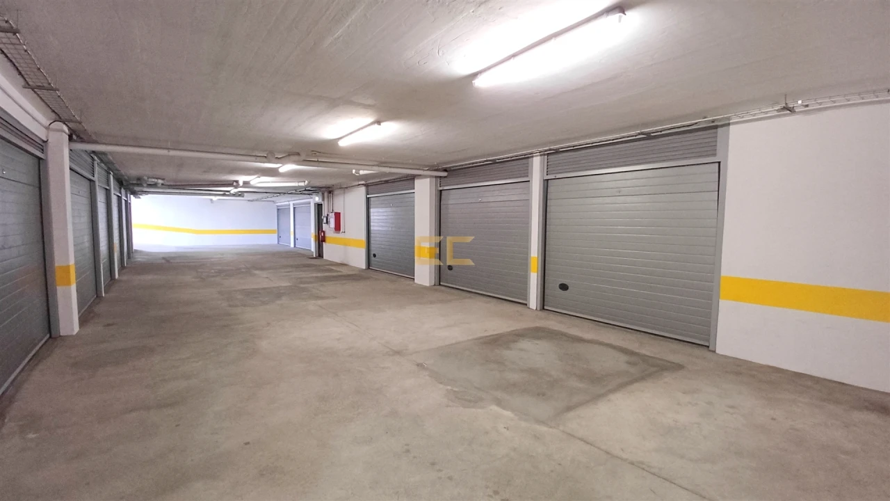 Apartamento T3 para Venda em Buarcos Foto 40