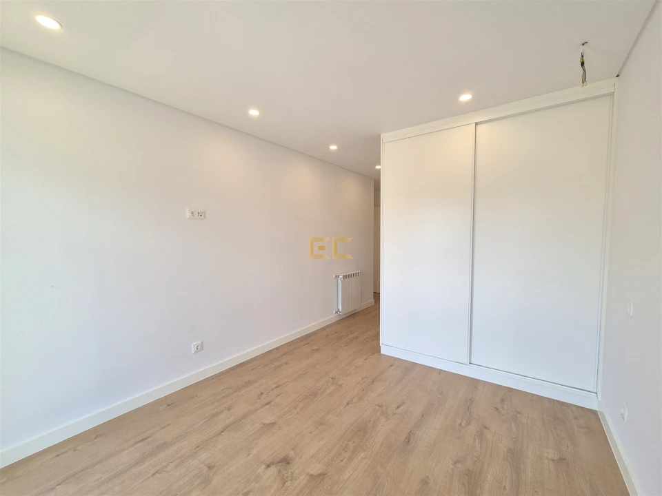 Apartamento T3 para Venda em Buarcos Foto 37