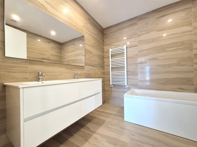 Apartamento T3 para Venda em Buarcos Foto 23