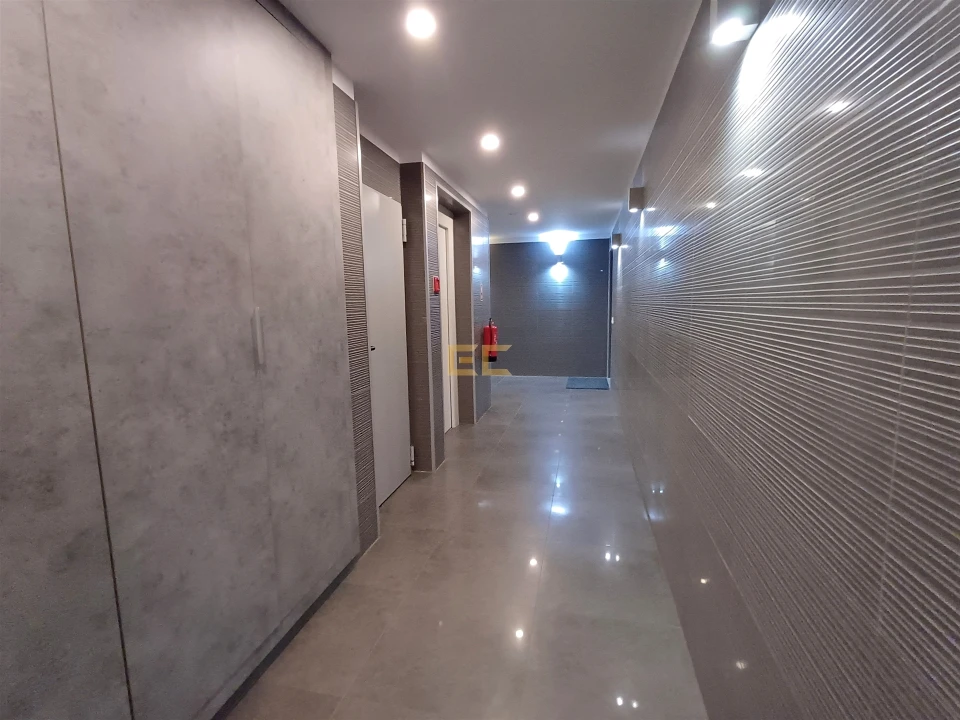 Apartamento T3 para Venda em Buarcos Foto 2