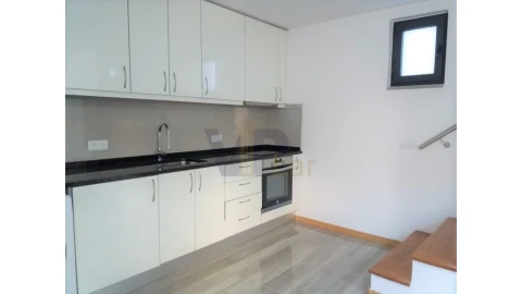 Moradia T2 para Venda em Ramalde