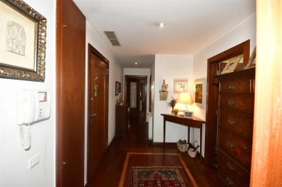 Apartamento T4 para Venda em Matosinhos e Leça da Palmeira