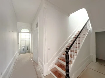 Moradia T4 para Arrendamento em Lordelo do Ouro e Massarelos