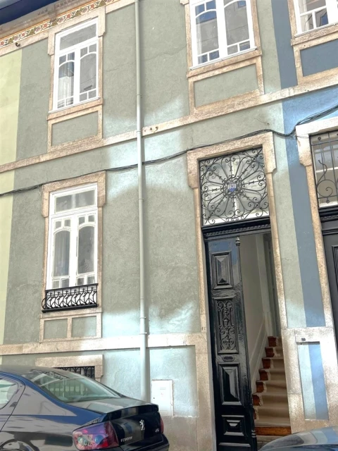 Moradia T4 para Arrendamento em Lordelo do Ouro e Massarelos