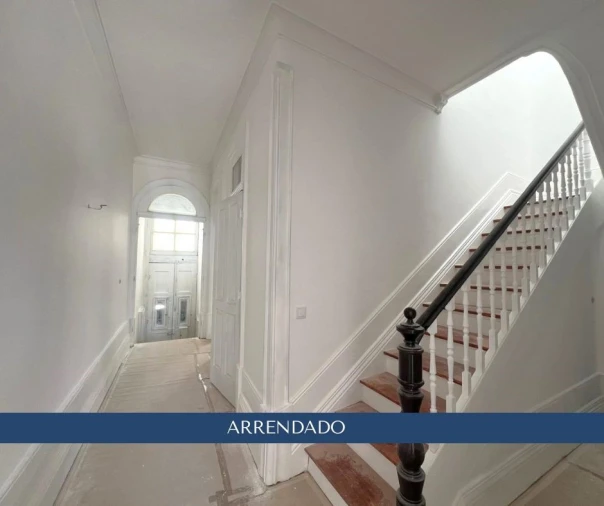 Moradia T4 para Arrendamento em Lordelo do Ouro e Massarelos Foto 1