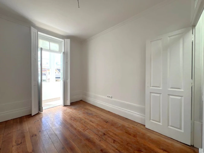 Moradia T4 para Arrendamento em Lordelo do Ouro e Massarelos Foto 9