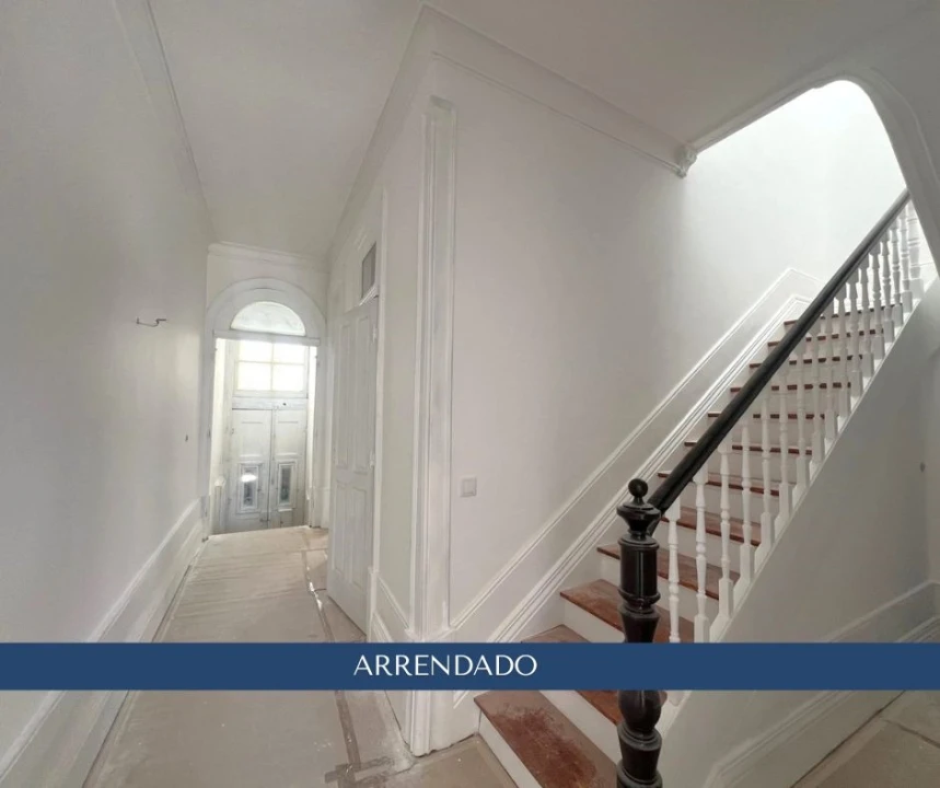 Moradia T4 para Arrendamento em Lordelo do Ouro e Massarelos Foto 1