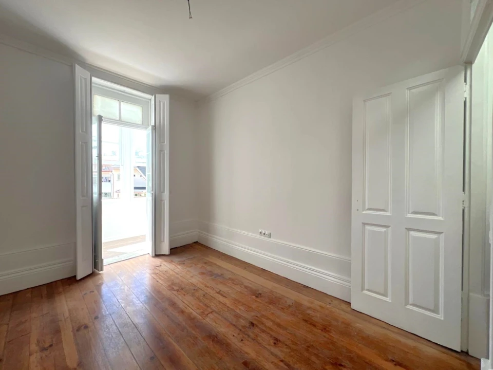 Moradia T4 para Arrendamento em Lordelo do Ouro e Massarelos Foto 9