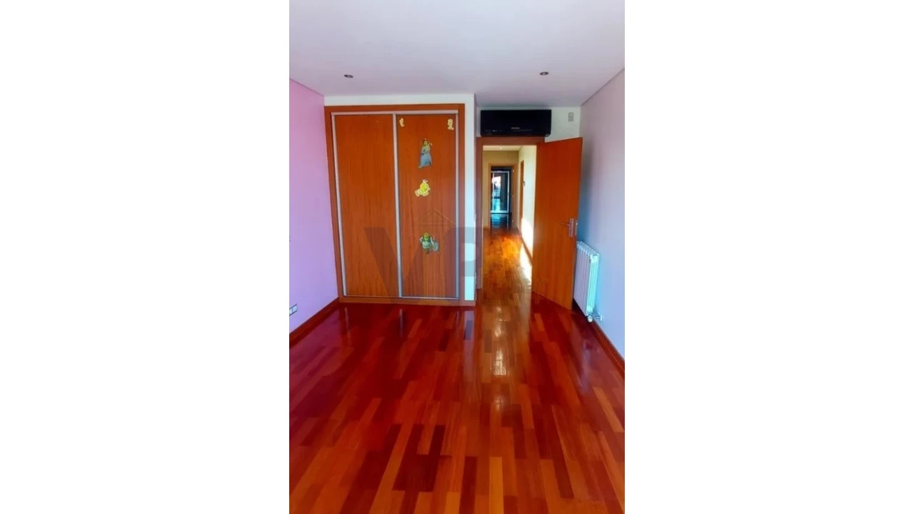 Moradia T4 para Venda em São Pedro Fins Foto 12