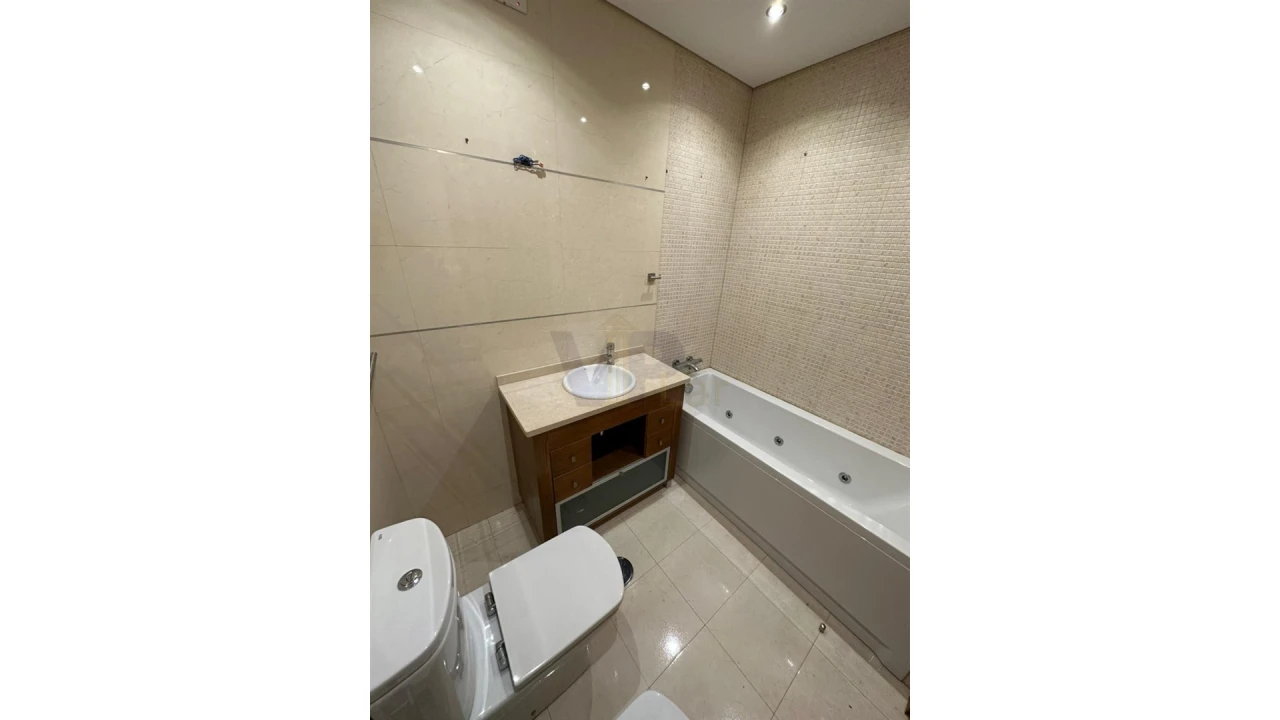 Moradia T4 para Venda em São Pedro Fins Foto 19